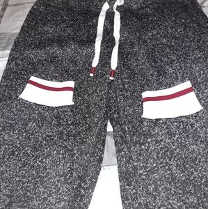 COPY - Women's jogging pants.